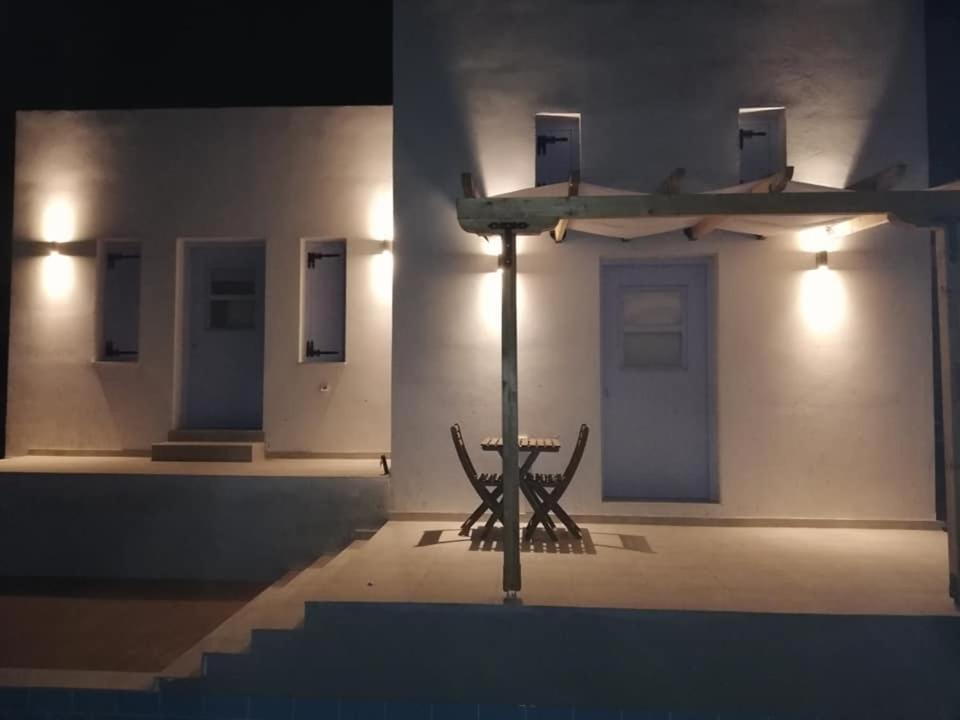 Ios Endless Blue Luxury Bungalows Exterior photo