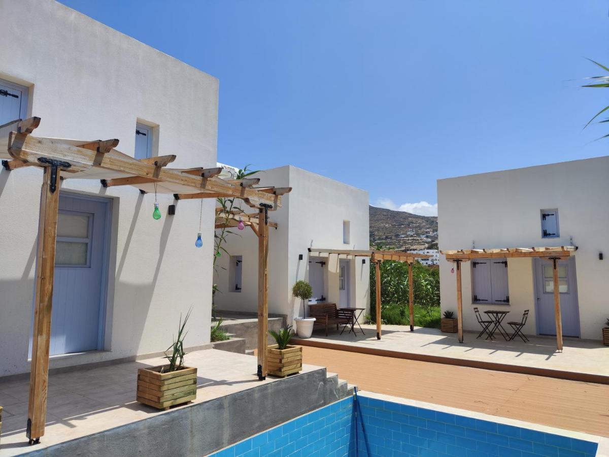 Ios Endless Blue Luxury Bungalows Exterior photo
