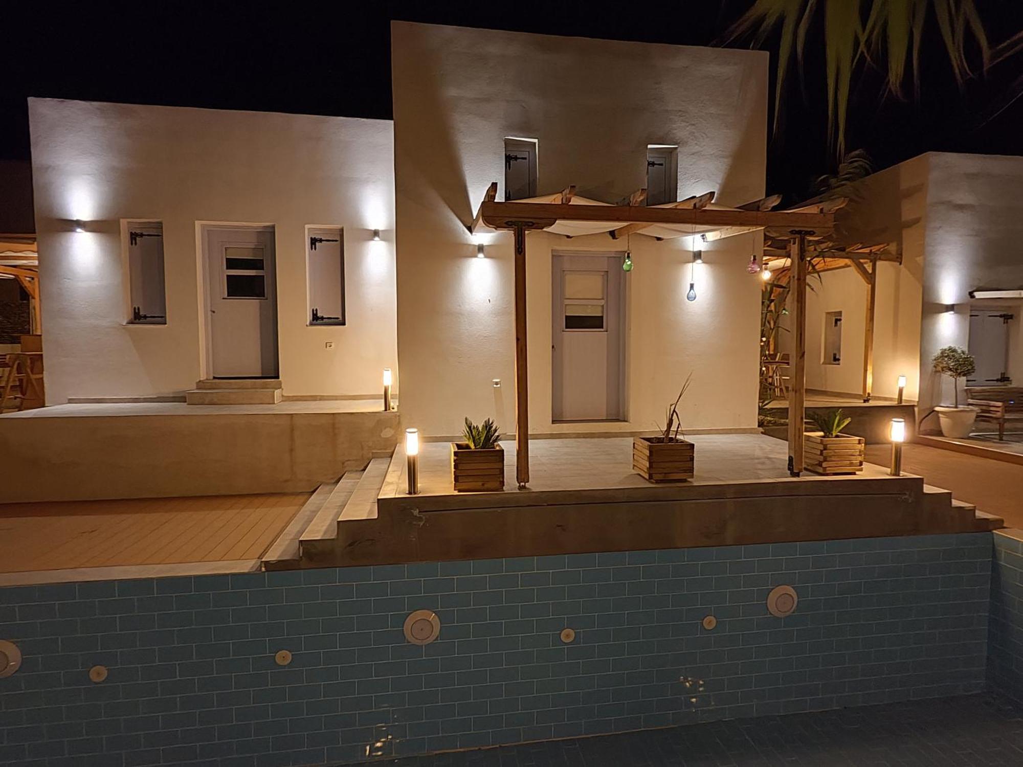 Ios Endless Blue Luxury Bungalows Exterior photo