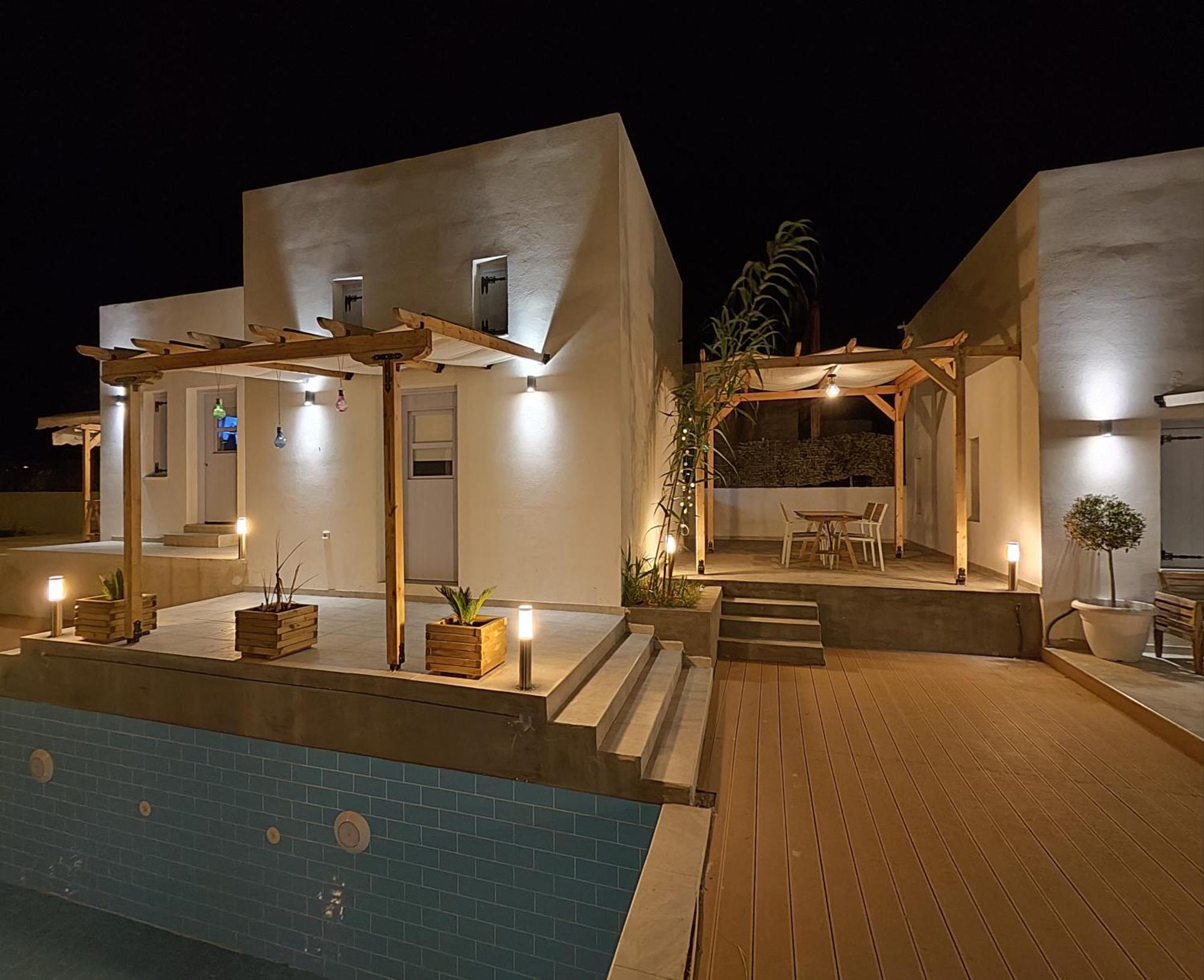 Ios Endless Blue Luxury Bungalows Exterior photo